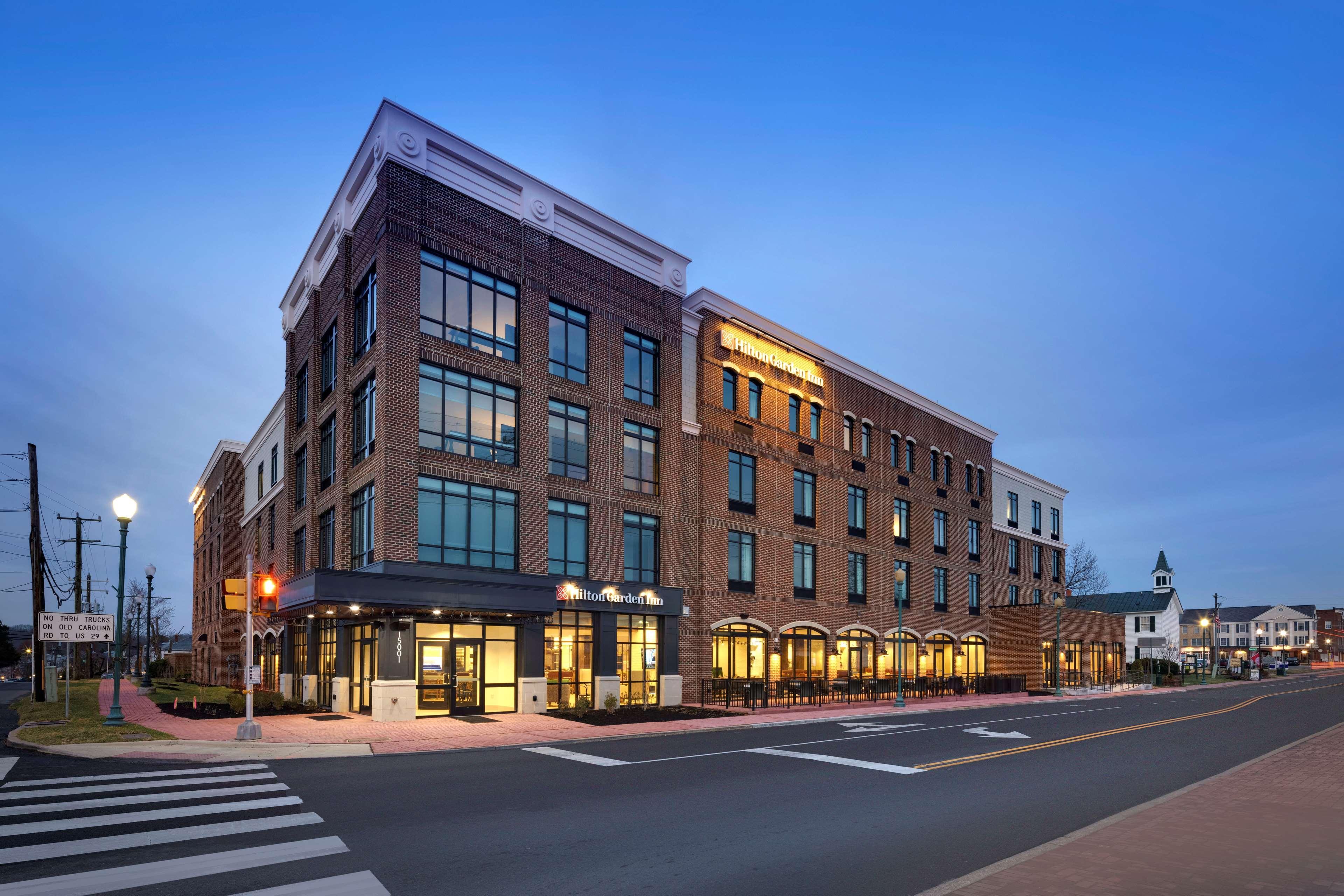 Hilton Garden Inn Haymarket Exterior foto