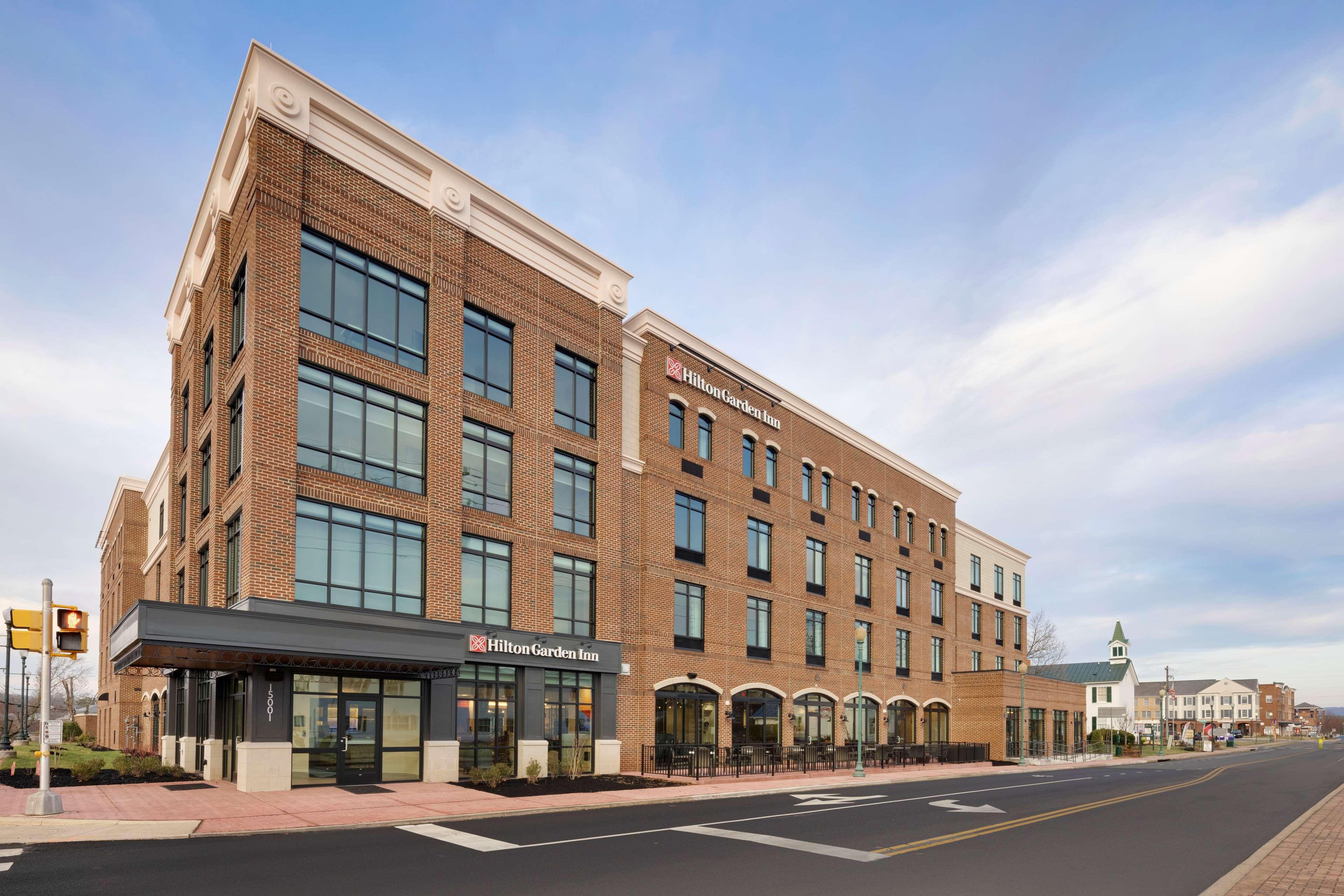 Hilton Garden Inn Haymarket Exterior foto