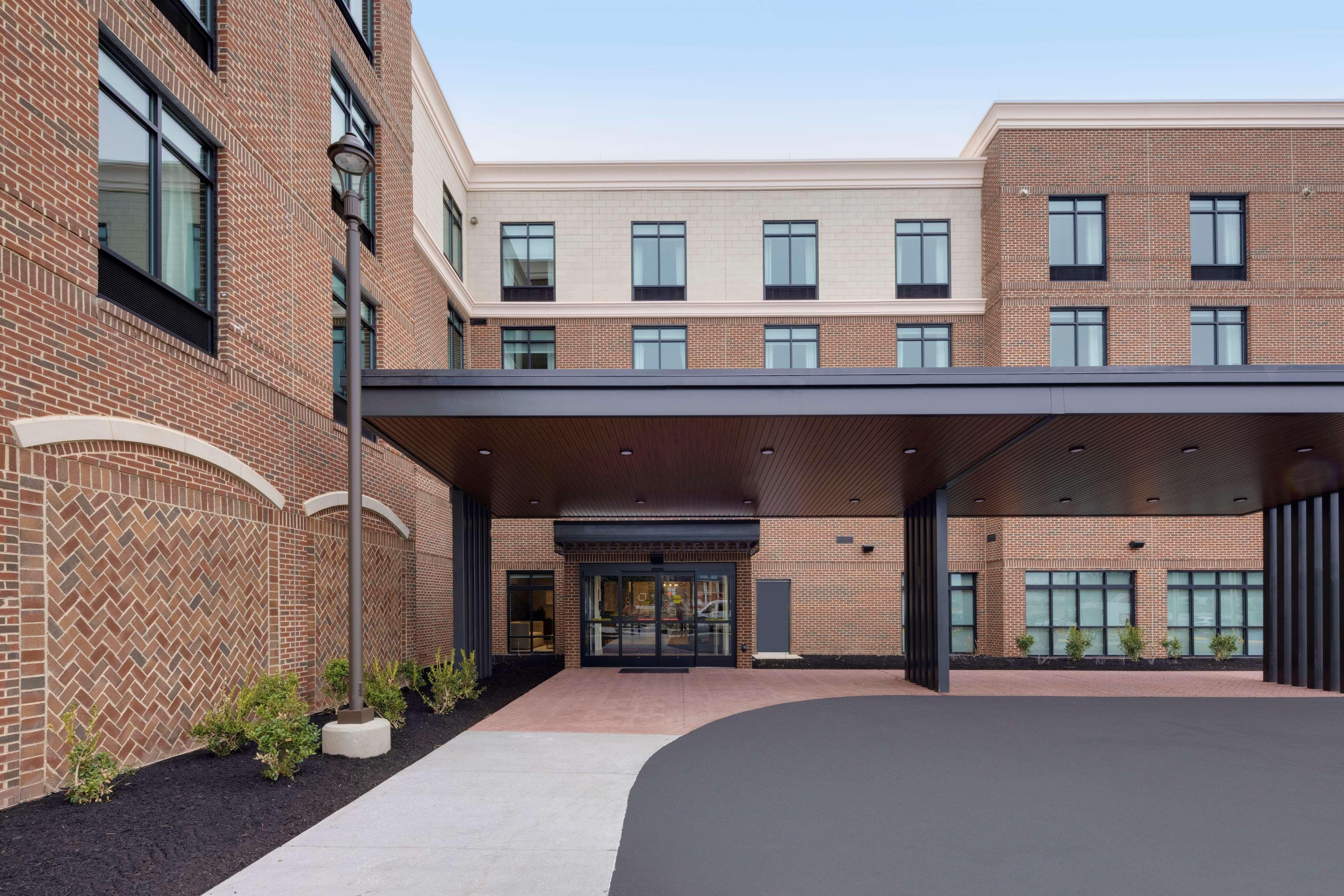 Hilton Garden Inn Haymarket Exterior foto
